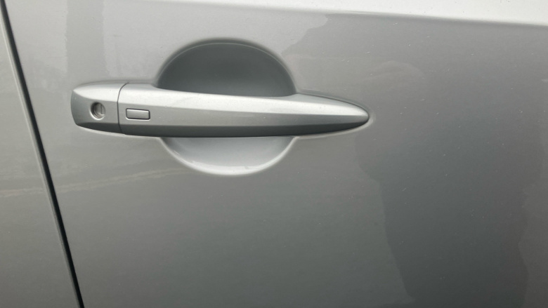 Nissan Qashqai 1.3 DiG-T MH Acenta Premium 5dr Petrol Hatchback